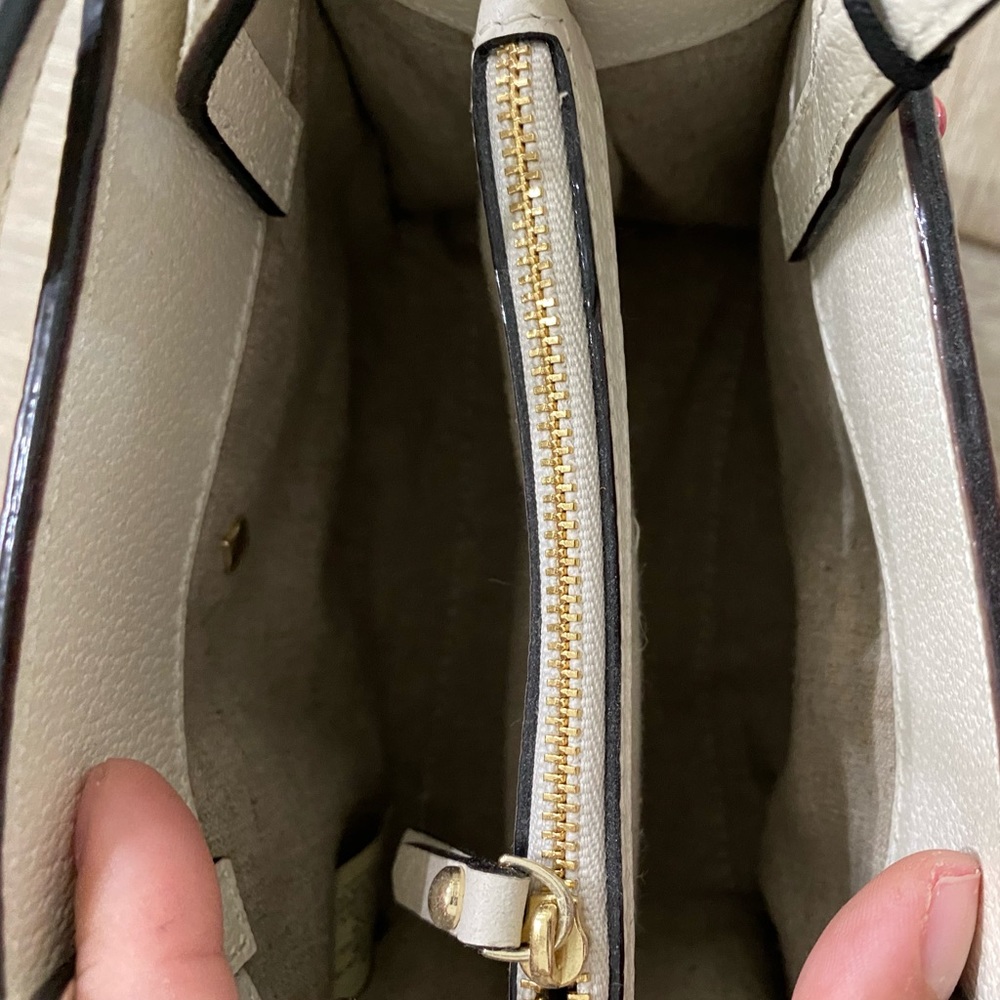 Kate Spade Crossbody Hand Bag - Picture 5 of 5
